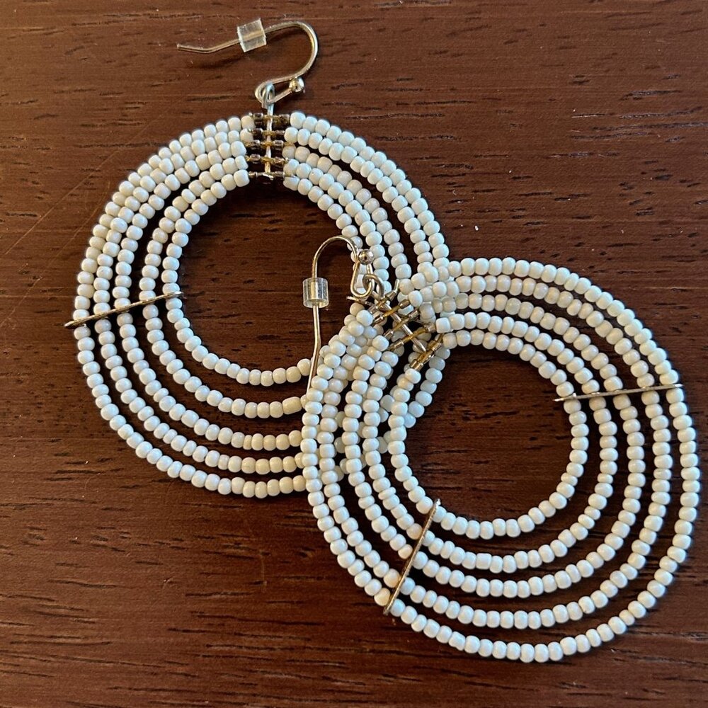 Off-white beaded earrings